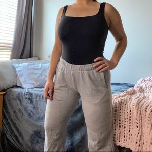 Brandy Melville Rosa Sweatpants